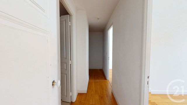 Appartement F4 &agrave; louer - 4 pi&egrave;ces - 104,10 m2 - Dole - 39 - FRANCHE-COMTE