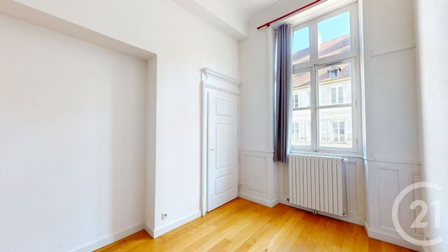 Appartement F4 &agrave; louer - 4 pi&egrave;ces - 104,10 m2 - Dole - 39 - FRANCHE-COMTE