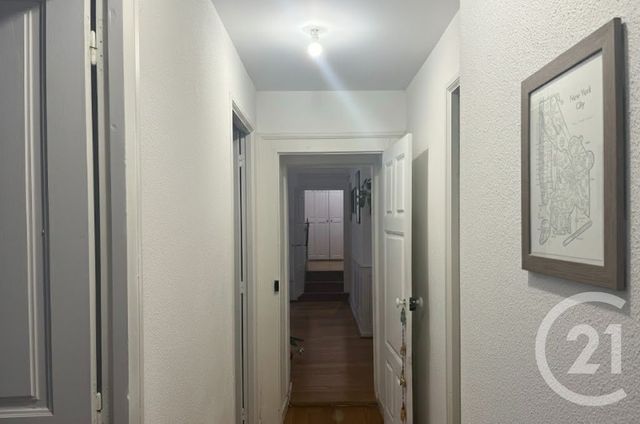 Appartement F4 &agrave; louer - 4 pi&egrave;ces - 104,10 m2 - Dole - 39 - FRANCHE-COMTE