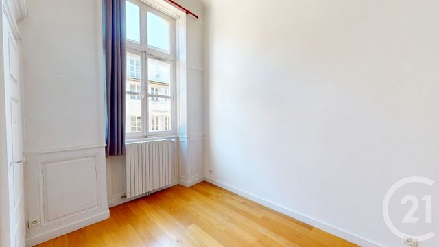 Appartement F4 &agrave; louer - 4 pi&egrave;ces - 104,10 m2 - Dole - 39 - FRANCHE-COMTE