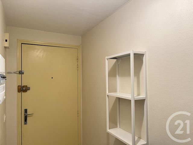 Appartement Studio &agrave; louer - 1 pi&egrave;ce - 22,36 m2 - Dole - 39 - FRANCHE-COMTE
