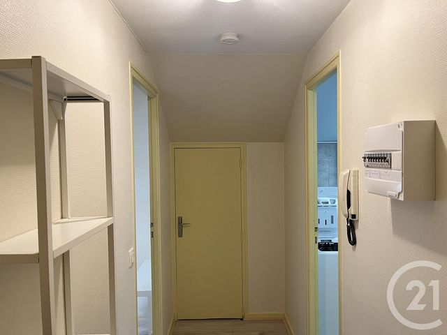 Appartement Studio &agrave; louer - 1 pi&egrave;ce - 22,36 m2 - Dole - 39 - FRANCHE-COMTE
