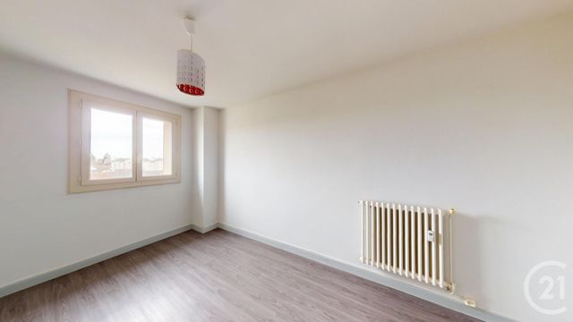 Appartement F5 &agrave; louer - 5 pi&egrave;ces - 83,63 m2 - Dole - 39 - FRANCHE-COMTE