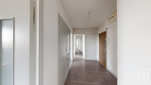 Appartement F5 &agrave; louer - 5 pi&egrave;ces - 83,63 m2 - Dole - 39 - FRANCHE-COMTE