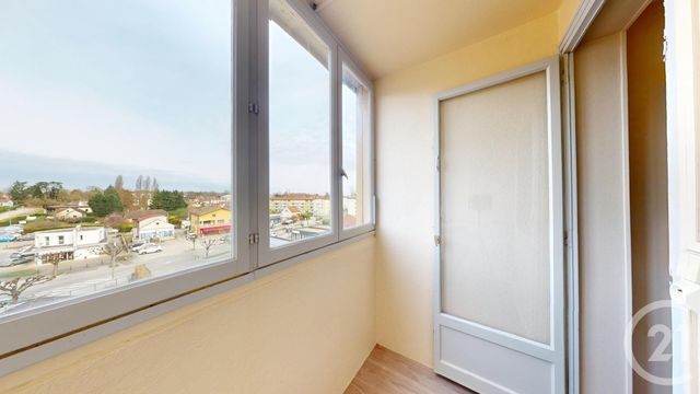 Appartement F5 &agrave; louer - 5 pi&egrave;ces - 83,63 m2 - Dole - 39 - FRANCHE-COMTE