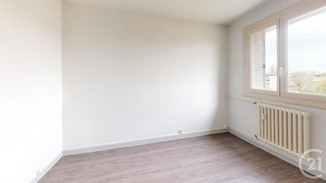 Appartement F5 &agrave; louer - 5 pi&egrave;ces - 83,63 m2 - Dole - 39 - FRANCHE-COMTE