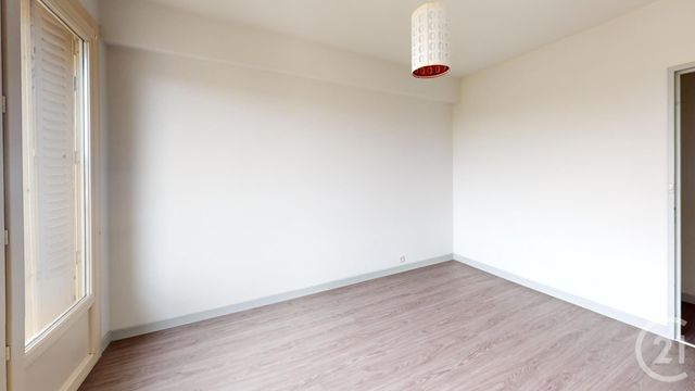 Appartement F5 &agrave; louer - 5 pi&egrave;ces - 83,63 m2 - Dole - 39 - FRANCHE-COMTE