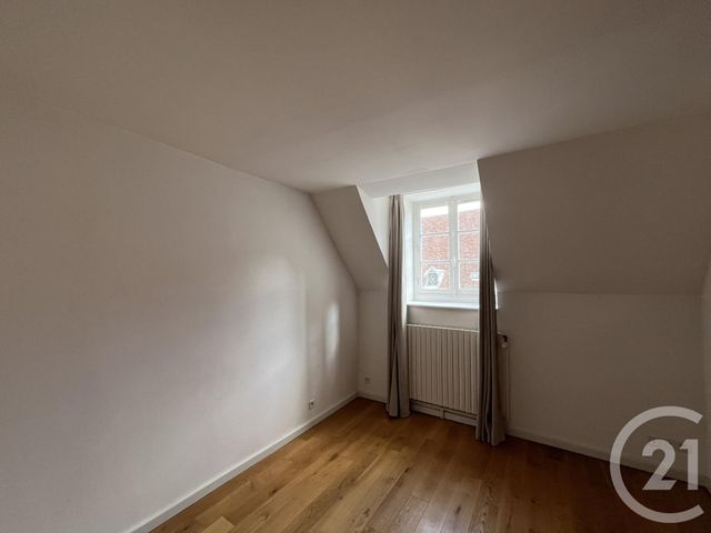 Appartement F2 &agrave; louer - 2 pi&egrave;ces - 60,25 m2 - Dole - 39 - FRANCHE-COMTE