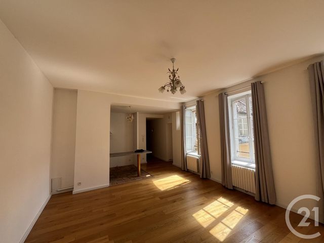 Appartement F2 &agrave; louer - 2 pi&egrave;ces - 60,25 m2 - Dole - 39 - FRANCHE-COMTE