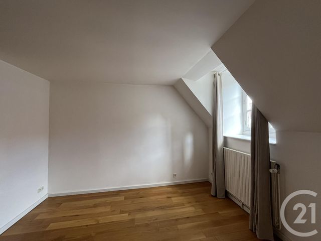 Appartement F2 &agrave; louer - 2 pi&egrave;ces - 60,25 m2 - Dole - 39 - FRANCHE-COMTE