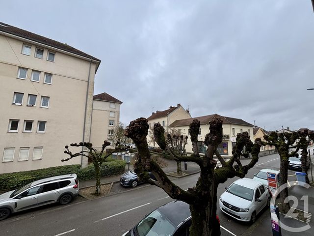 Appartement &agrave; louer - 2 pi&egrave;ces - 35,45 m2 - Dole - 39 - FRANCHE-COMTE