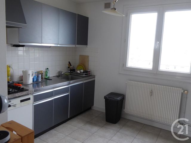 Appartement F3 &agrave; louer - 3 pi&egrave;ces - 64,32 m2 - Dole - 39 - FRANCHE-COMTE