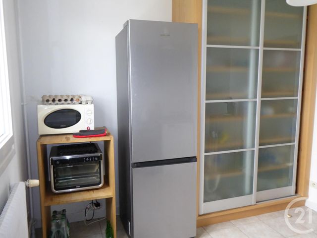 Appartement F3 &agrave; louer - 3 pi&egrave;ces - 64,32 m2 - Dole - 39 - FRANCHE-COMTE