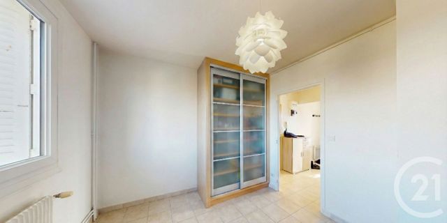 Appartement F3 &agrave; louer - 3 pi&egrave;ces - 64,32 m2 - Dole - 39 - FRANCHE-COMTE