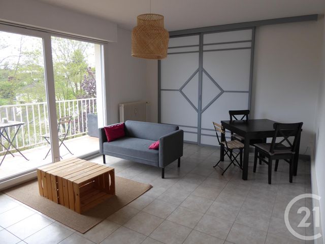 Appartement F3 &agrave; louer - 3 pi&egrave;ces - 64,32 m2 - Dole - 39 - FRANCHE-COMTE