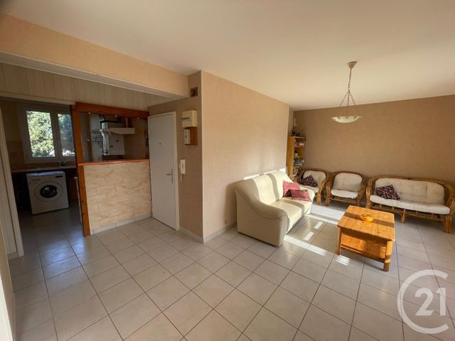 Appartement F4 &agrave; vendre - 4 pi&egrave;ces - 70 m2 - Dole - 39 - FRANCHE-COMTE