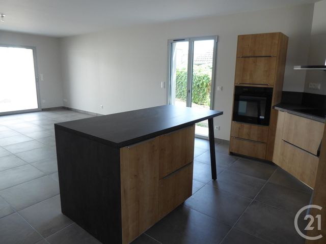 Maison &agrave; louer - 5 pi&egrave;ces - 90,01 m2 - Dole - 39 - FRANCHE-COMTE