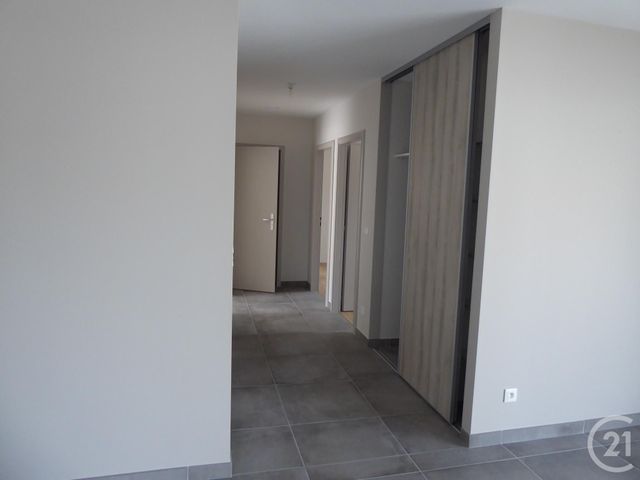 Maison &agrave; louer - 5 pi&egrave;ces - 90,01 m2 - Dole - 39 - FRANCHE-COMTE