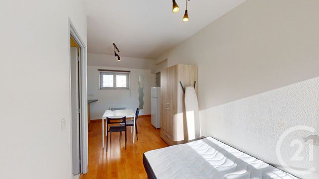 Appartement Studio &agrave; louer - 1 pi&egrave;ce - 18,41 m2 - Dole - 39 - FRANCHE-COMTE