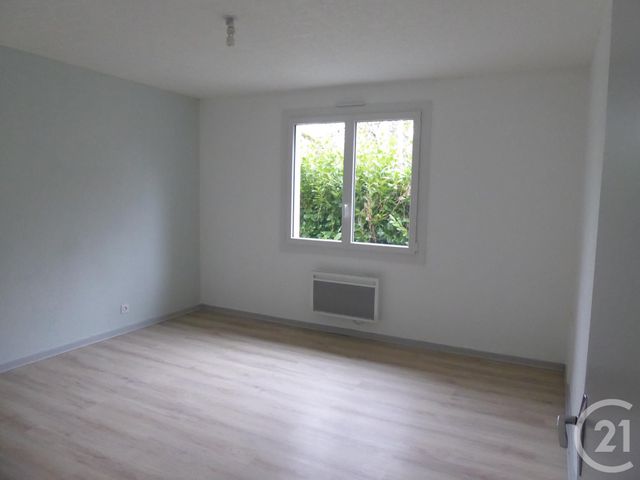 Appartement F5 &agrave; louer - 5 pi&egrave;ces - 118,51 m2 - Mont Sous Vaudrey - 39 - FRANCHE-COMTE