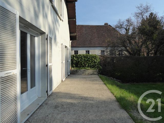 Appartement F5 &agrave; louer - 5 pi&egrave;ces - 118,51 m2 - Mont Sous Vaudrey - 39 - FRANCHE-COMTE