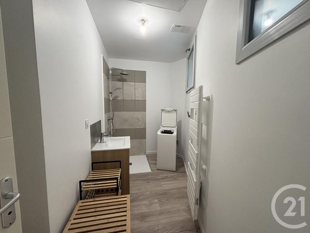 Appartement F3 &agrave; louer - 2 pi&egrave;ces - 55 m2 - Dole - 39 - FRANCHE-COMTE