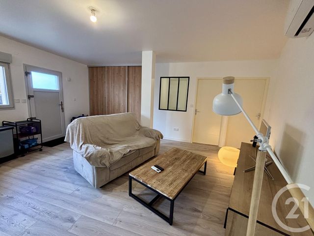 Appartement F3 &agrave; louer - 2 pi&egrave;ces - 55 m2 - Dole - 39 - FRANCHE-COMTE