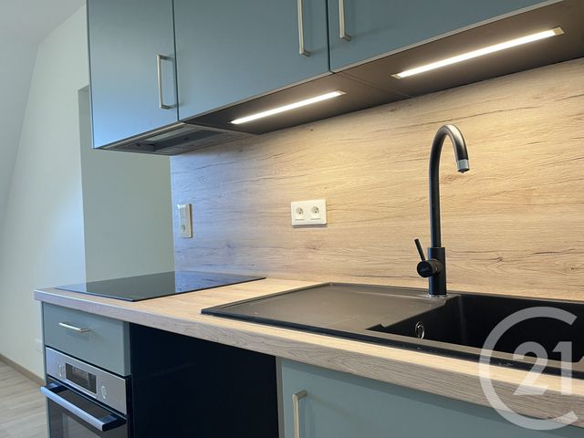 Appartement F1 &agrave; louer - 1 pi&egrave;ce - 18,97 m2 - Dole - 39 - FRANCHE-COMTE