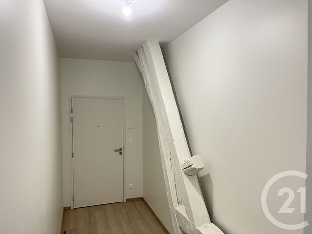 Appartement F1 &agrave; louer - 1 pi&egrave;ce - 18,97 m2 - Dole - 39 - FRANCHE-COMTE