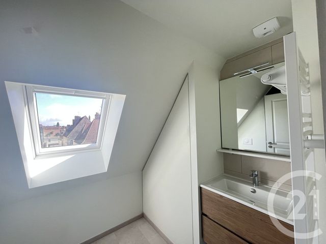 Appartement F1 &agrave; louer - 1 pi&egrave;ce - 18,97 m2 - Dole - 39 - FRANCHE-COMTE