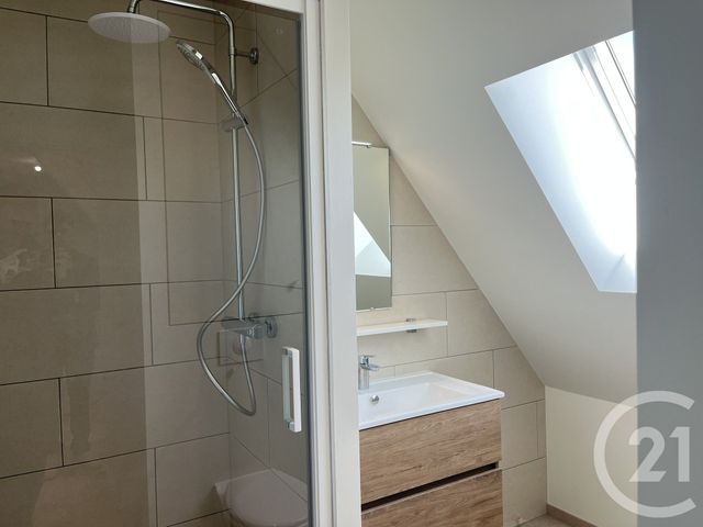 Appartement F1 &agrave; louer - 1 pi&egrave;ce - 22,17 m2 - Dole - 39 - FRANCHE-COMTE