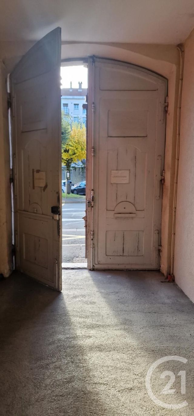 Appartement F2 bis &agrave; vendre - 3 pi&egrave;ces - 75,44 m2 - 39 - FRANCHE-COMTE