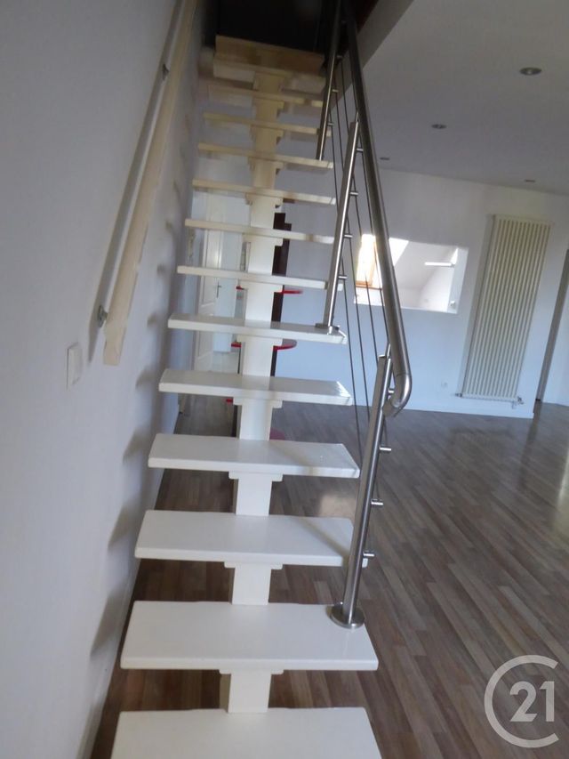 Appartement F2 bis &agrave; vendre - 3 pi&egrave;ces - 75,44 m2 - 39 - FRANCHE-COMTE