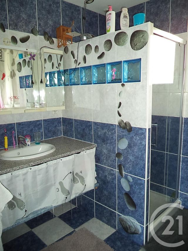 Maison &agrave; louer - 7 pi&egrave;ces - 124 m2 - St Aubin - 39 - FRANCHE-COMTE