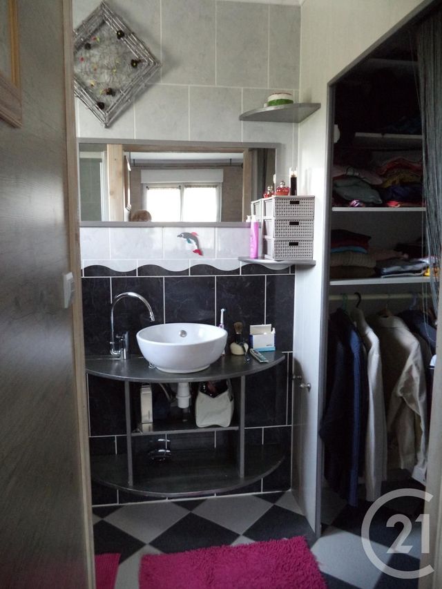 Maison &agrave; louer - 7 pi&egrave;ces - 124 m2 - St Aubin - 39 - FRANCHE-COMTE