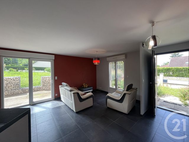 Maison &agrave; louer - 4 pi&egrave;ces - 85,76 m2 - Dole - 39 - FRANCHE-COMTE