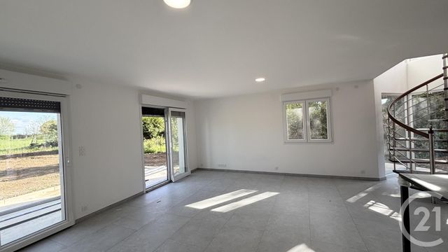 Maison &agrave; louer - 5 pi&egrave;ces - 118,57 m2 - Tavaux - 39 - FRANCHE-COMTE