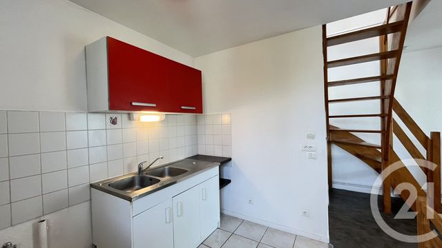 Appartement F2 bis &agrave; louer - 3 pi&egrave;ces - 34,90 m2 - Dole - 39 - FRANCHE-COMTE