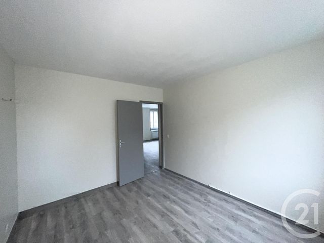 Appartement &agrave; louer - 3 pi&egrave;ces - 64 m2 - Mont Sous Vaudrey - 39 - FRANCHE-COMTE