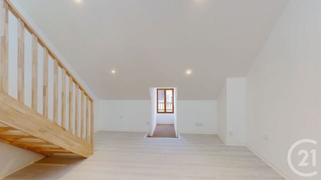 Appartement F3 &agrave; louer - 3 pi&egrave;ces - 79 m2 - Dole - 39 - FRANCHE-COMTE