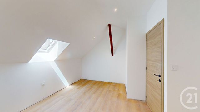Appartement F3 &agrave; louer - 3 pi&egrave;ces - 79 m2 - Dole - 39 - FRANCHE-COMTE