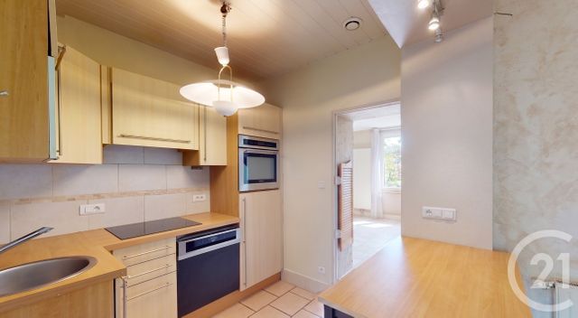 Maison &agrave; louer - 4 pi&egrave;ces - 78,80 m2 - Tavaux - 39 - FRANCHE-COMTE