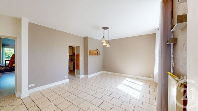 Maison &agrave; louer - 4 pi&egrave;ces - 78,80 m2 - Tavaux - 39 - FRANCHE-COMTE