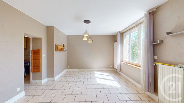 Maison &agrave; louer - 4 pi&egrave;ces - 78,80 m2 - Tavaux - 39 - FRANCHE-COMTE