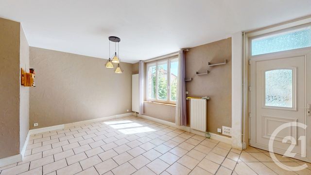 Maison &agrave; louer - 4 pi&egrave;ces - 78,80 m2 - Tavaux - 39 - FRANCHE-COMTE