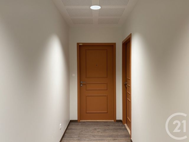 Appartement F1 &agrave; louer - 1 pi&egrave;ce - 18,40 m2 - Dole - 39 - FRANCHE-COMTE