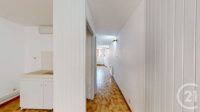 Appartement F3 &agrave; louer - 3 pi&egrave;ces - 50 m2 - Dole - 39 - FRANCHE-COMTE