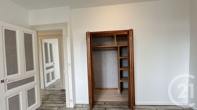 Appartement F5 &agrave; louer - 5 pi&egrave;ces - 78,43 m2 - Dole - 39 - FRANCHE-COMTE