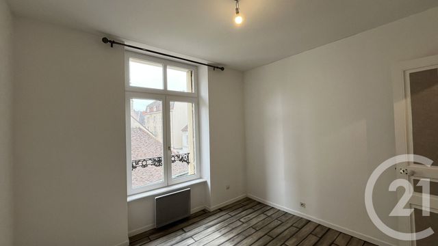 Appartement F5 &agrave; louer - 5 pi&egrave;ces - 78,43 m2 - Dole - 39 - FRANCHE-COMTE