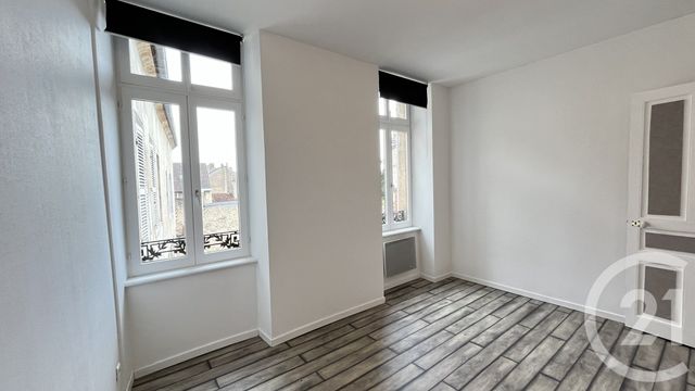 Appartement F5 &agrave; louer - 5 pi&egrave;ces - 78,43 m2 - Dole - 39 - FRANCHE-COMTE